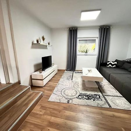 Ab Apartment Moderne Zweizimmerwohnung Villach Exteriör bild
