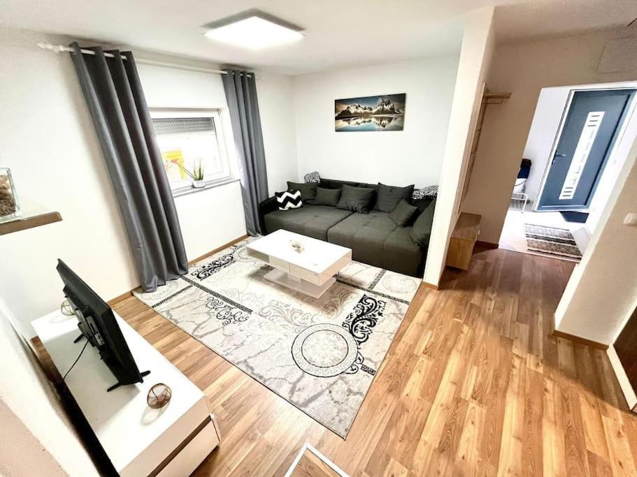 Ab Apartment Moderne Zweizimmerwohnung Villach Exteriör bild